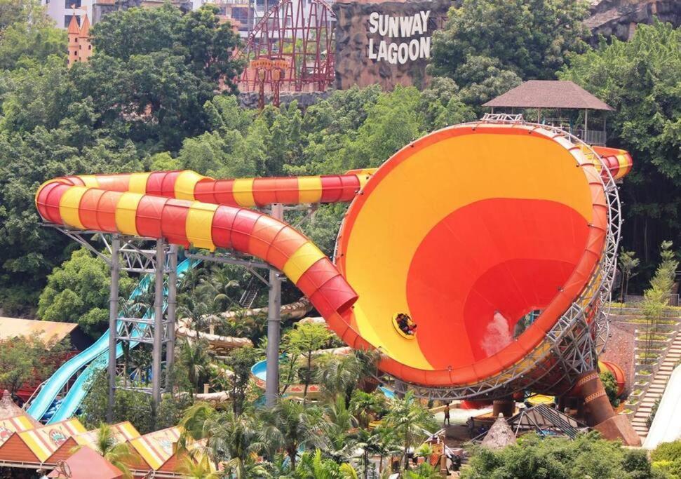Sunway Lagoon Family Suites At Sunway Pyramid & Sunway Lagoon Kampong Penaga  Dış mekan fotoğraf