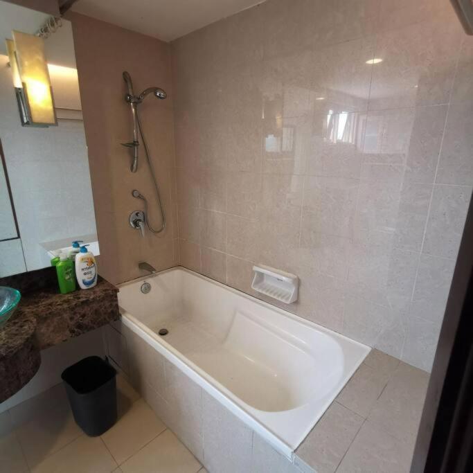 Sunway Lagoon Family Suites At Sunway Pyramid & Sunway Lagoon Kampong Penaga  Dış mekan fotoğraf